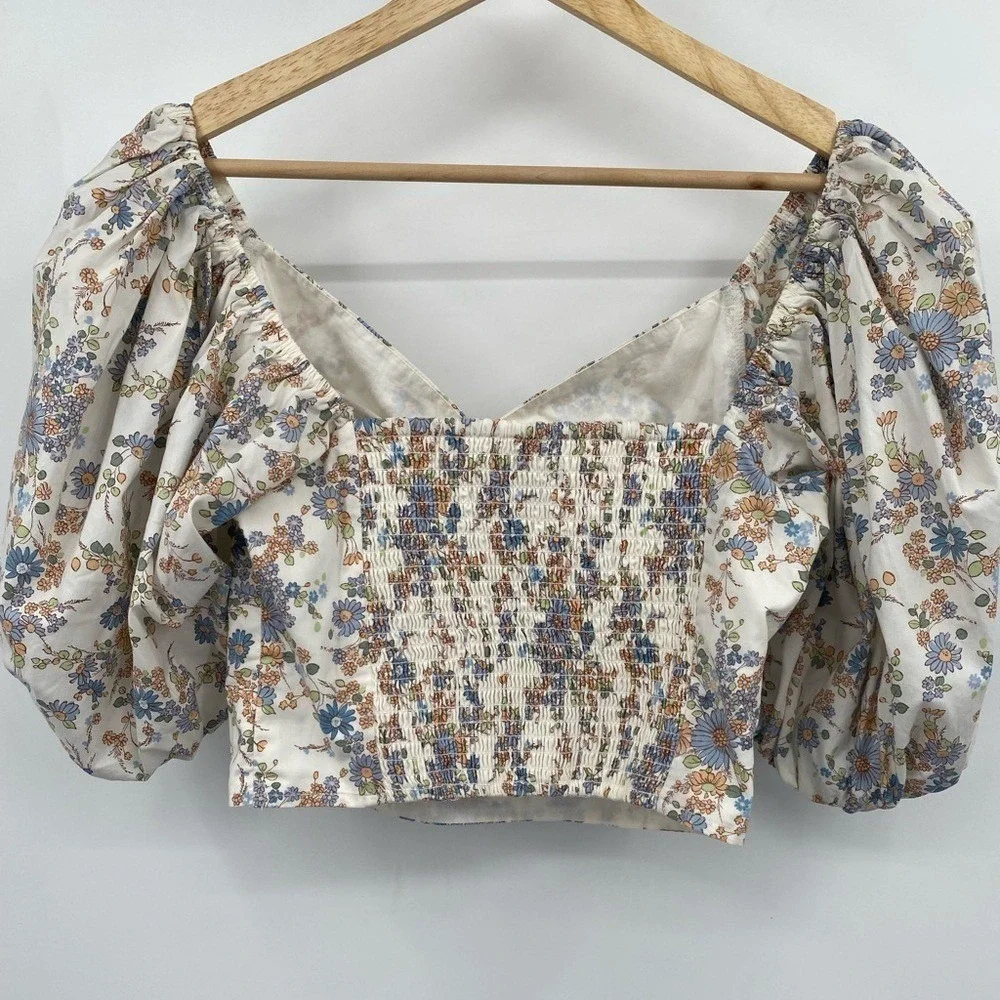 Abercrombie & Fitch Floral Puff Sleeve Poplin O-Ring Smocked Crop Top Size Small